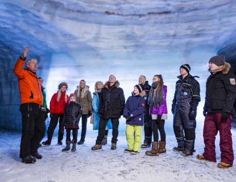 Média réf. 3349 (5/8): Voyage au centre du glacier Langjökull