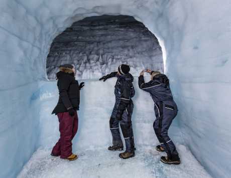 Média réf. 3350 (4/8): Voyage au centre du glacier Langjökull