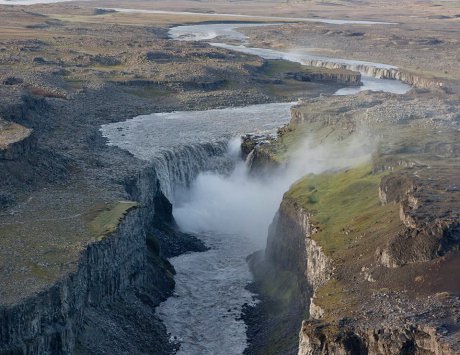 Média réf. 611 (1/2): Survol en avion des hautes terres depuis Myvatn