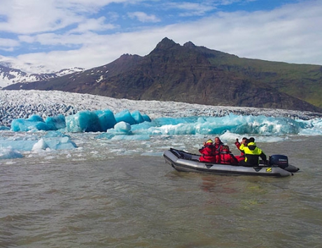 Média réf. 1841 (1/4): Croisière en zodiac entre les icebergs à Jokulsarlon